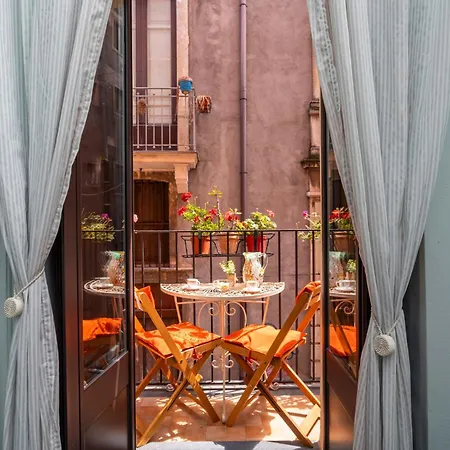 Apartment Cutelli Square Catania